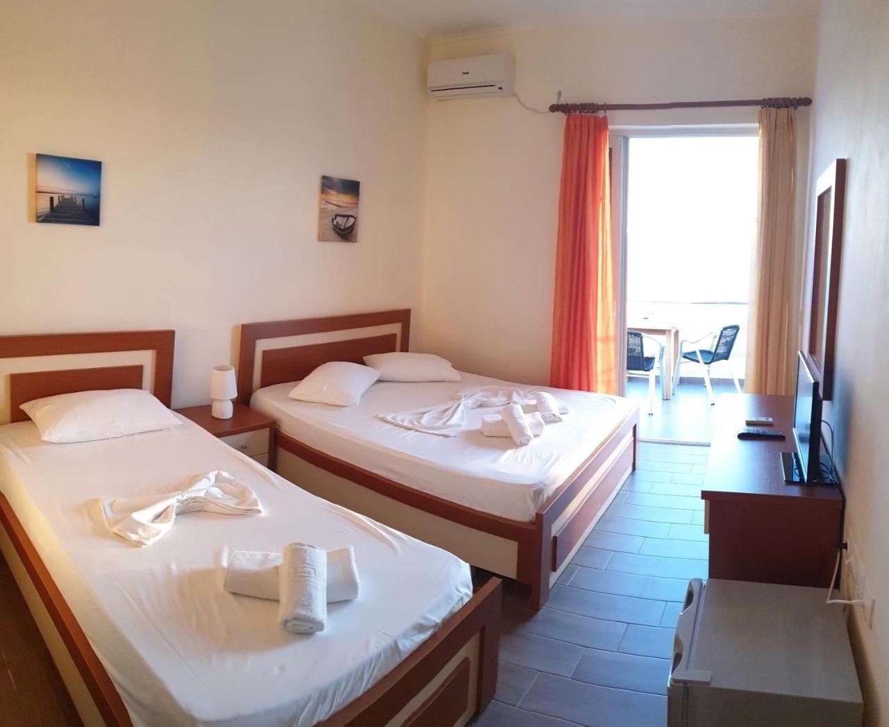 Hotel Golden 3*